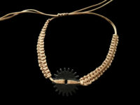 Bracelet "Éclat Solaire"