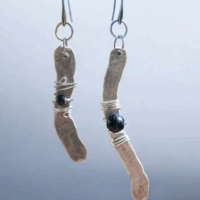 Boucles d'oreilles "Équilibre Brut"