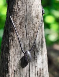 Collier "Énergie Noire"