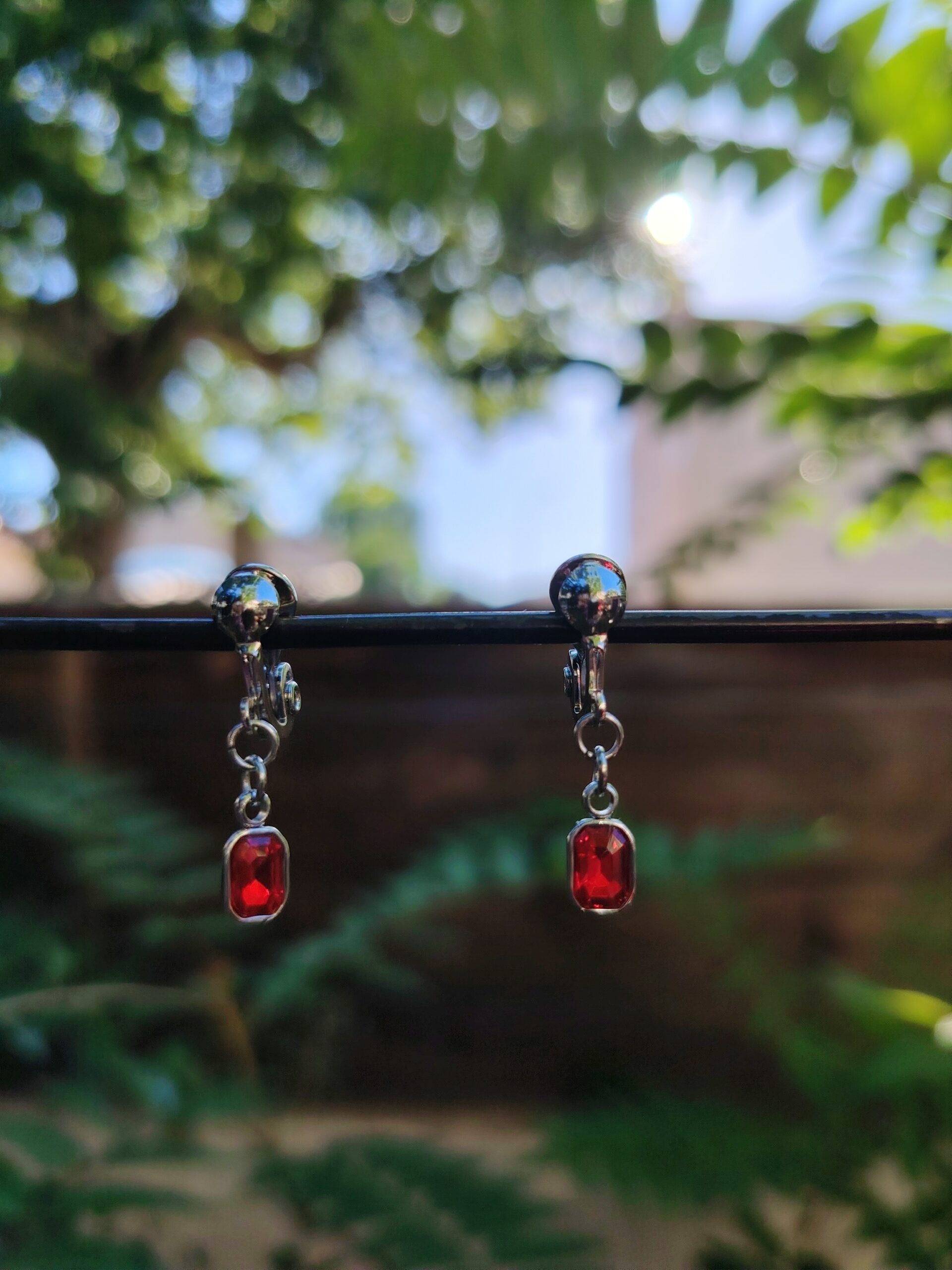 Boucles d’oreilles clips “Ruby Élégance” – Image 5